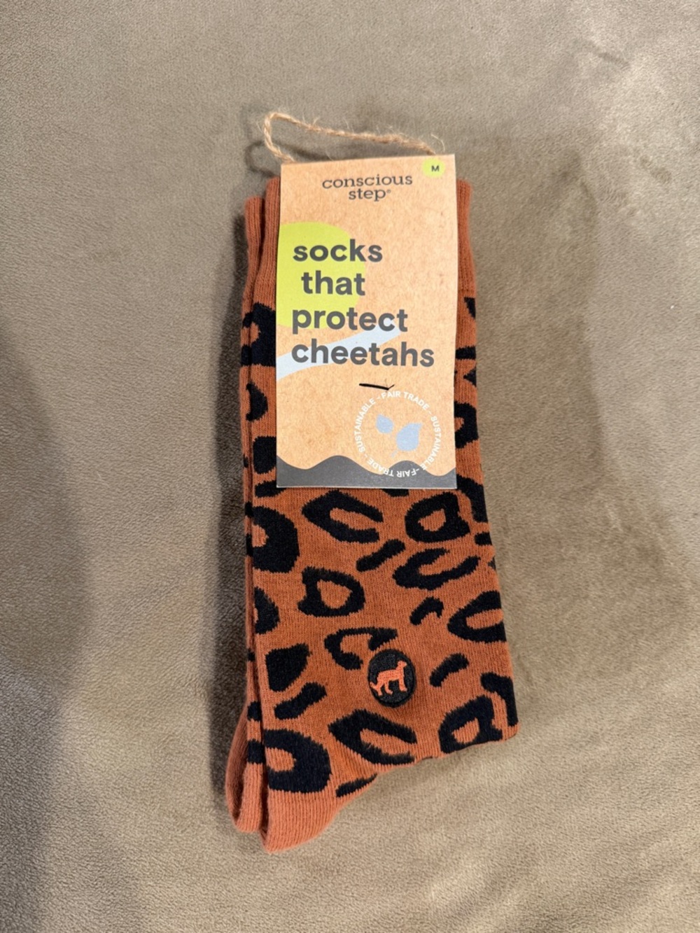 Conscious Step Men’s Brown Cheetah Crew Socks